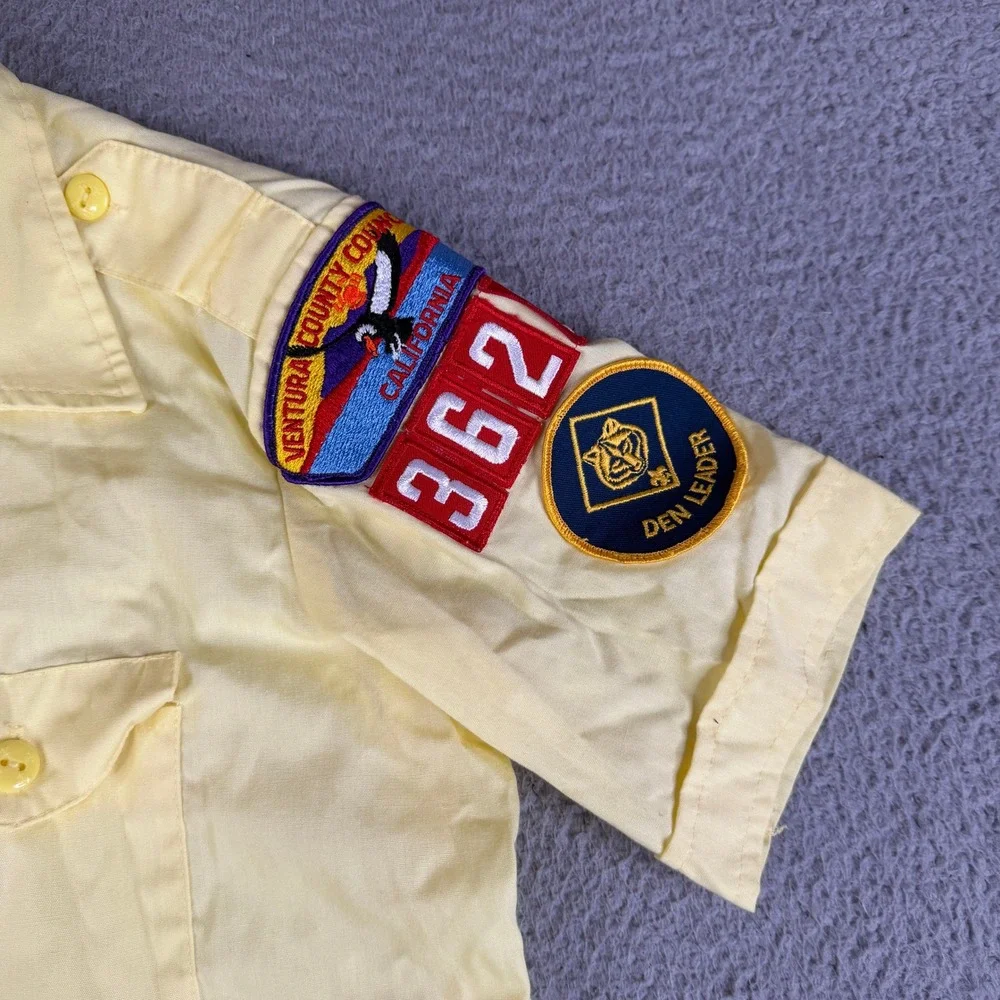 VTG BSA Shirt Blouse M 10-12 Den Leader Boy Scouts of America Patches Uniform
